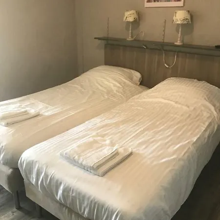 De Kust Hotel