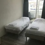 Hotel De Kust 2*